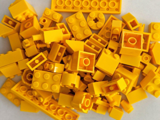 LEGO Mix Barva Žlutá (Yellow) 1 KG