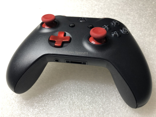 Microsoft Xbox One S Wireless Controller - Custom Black/Red **POUŽITÝ**
